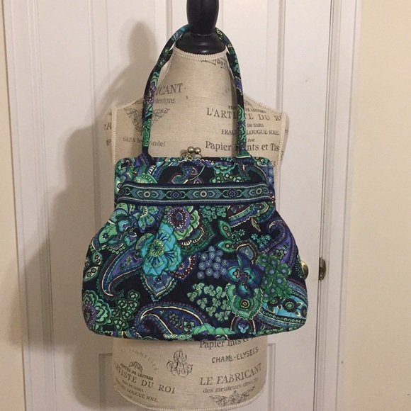 Vera Bradley Handbags - Vera Bradley Shoulder Purse